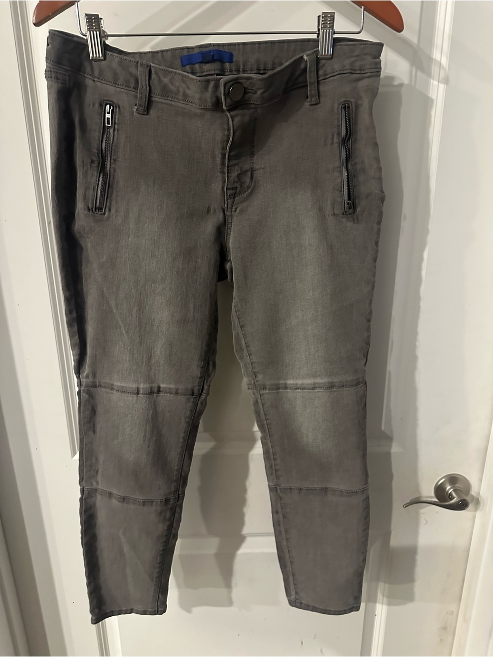 Apt. 9 Women's Gray Cropped Moto Jeans